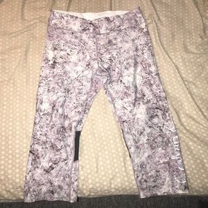 Calvin Klein Capri Workout Leggings